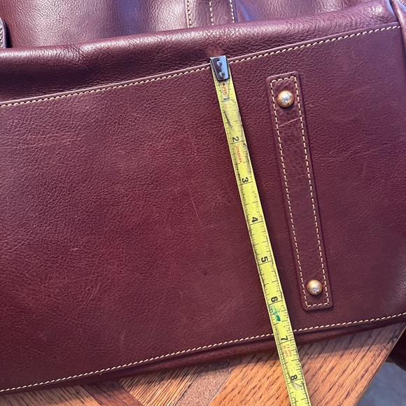 Dooney and Bourke Florentine Leather Large Russel Tote - Picture 3 of 10